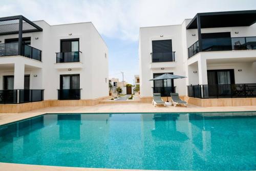 300m to Beach 2 Bedroom Garden Floor Flat with Pool B1 - Yeni Dünya Bodrum