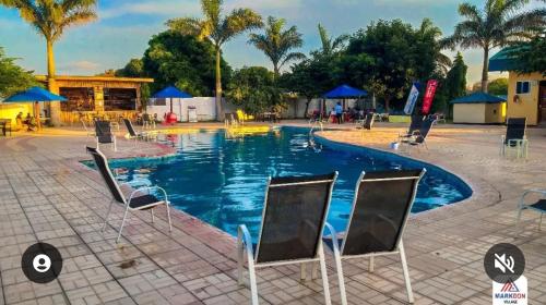MARKDON VILLAGE HOTEL – Photos 4