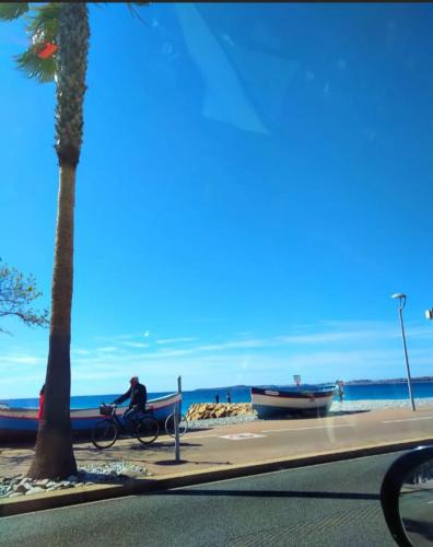 Photo de la galerie de l'établissement Studio de 14m2 dans une maison, à Cagnes-sur-Mer