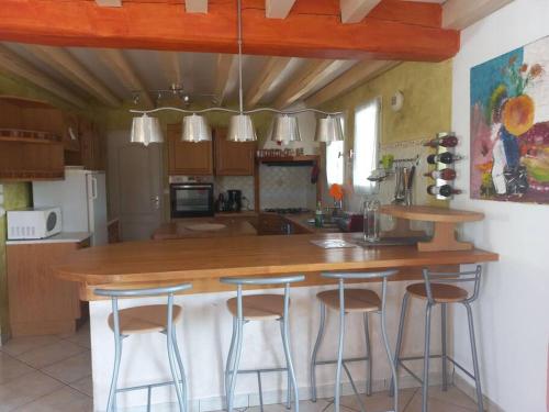 Η κουζίνα ή μικρή κουζίνα στο Maison paradisiaque au Pays Basques