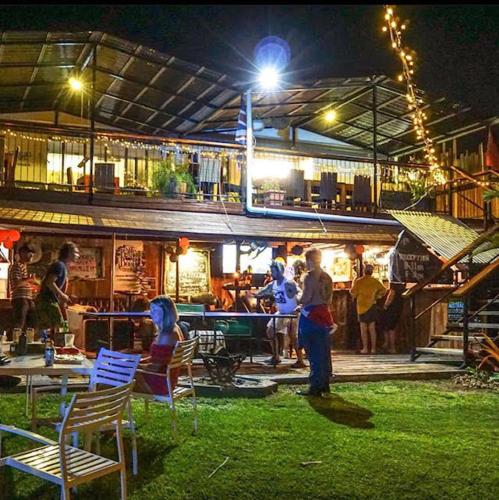 Επισκέπτες που μένουν στο Gladstone Backpackers