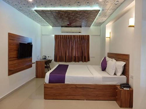 Gallery image of VITS Daman Devka Beach in Daman