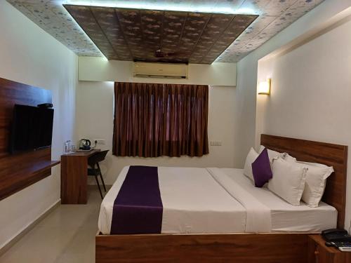 Gallery image of VITS Daman Devka Beach in Daman