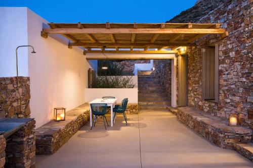 Patio nebo venkovní prostory v ubytování Flaros Village