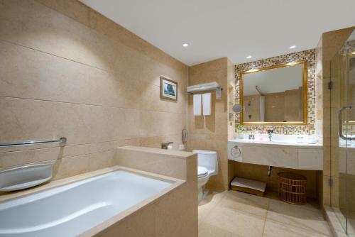 Ένα μπάνιο στο Gem Flower Hotel - North Bund