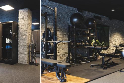two pictures of a gym with weights and a room at Skistar Lodge Hundfjället in Sälen