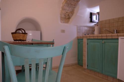Η κουζίνα ή μικρή κουζίνα στο Trulli Holiday Albergo Diffuso