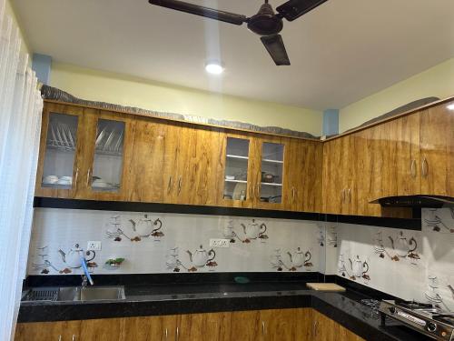 Kuchyň nebo kuchyňský kout v ubytování Crystal Apartment
