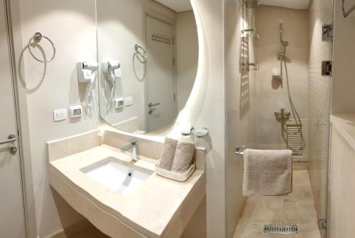 Koupelna v ubytování Mangroovy Gouna 1 BR apartment