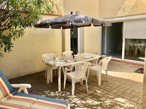 T2 terrasse, calme, proche mer et commodités