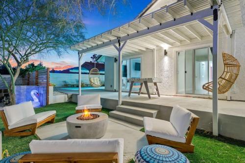 Photo de la galerie de l'établissement Rather Be Designer Casa by Rather Be Properties, à Desert Hot Springs