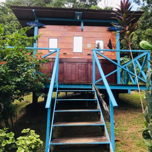 El edificio en el que está el hostal