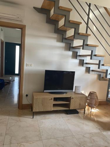 Inviting 2-Bed Apartment in Brac – Photos 3