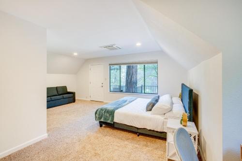 Gallery image of Pollock Pines Cabin Game Room with AandC and Heat! in Pollock Pines