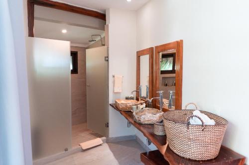 Un baño de Ana y Jose Hotel & Beach Club Tulum