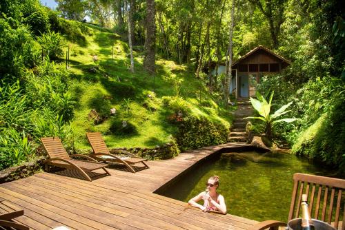 Un jardín fuera de Pousada Tijupá