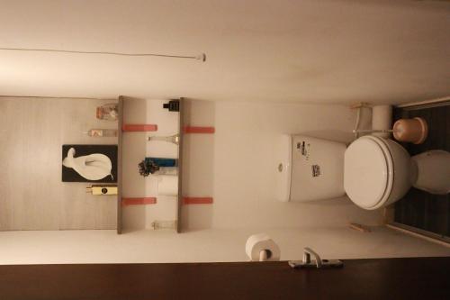 Comfortable 2-Bed House in London Zone 2