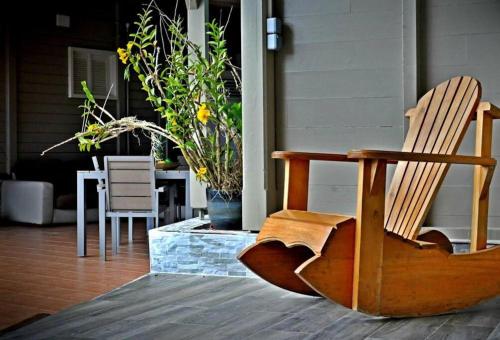 Posezení v ubytování Villa charmante avec piscine et vue mer au Robert