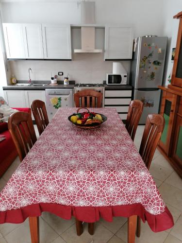 Η κουζίνα ή μικρή κουζίνα στο Lemon House