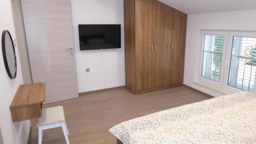 Apartment in Crikvenica with sea view, balcony, air conditioning, WiFi 4973-1