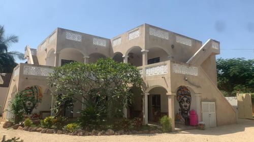 a large house in the middle of the desert at Ker mame fatou in Sali Nianiaral