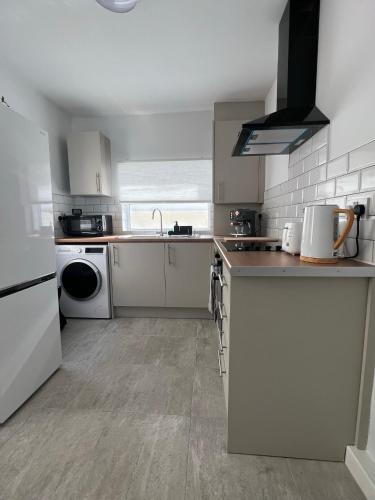 2025 Award Winner Liverpool Peach House - 4 Bedrooms photo 68