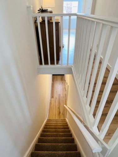 2025 Award Winner Liverpool Peach House - 4 Bedrooms photo 55