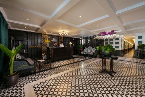 Φωτογραφία από το άλμπουμ του Genesis Luxury Regal Cruise by Premier Group σε Ha Long