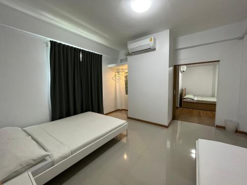 Легло или легла в стая в Dao Jaras Fah Hometel ดาวจรัสฟ้าโฮมเทล