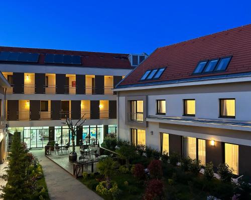 Fibula Residence Hotel & Wellness - Adults Only 7621 Pécs, 9 Teréz utca kép - 3