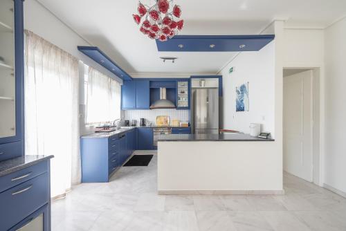 Η κουζίνα ή μικρή κουζίνα στο Varkiza Riviera
