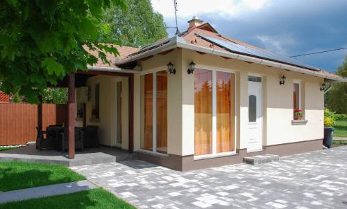 Szelidi Apartmanok 6328 Dunapataj, 8 Nádas utca kép - 3