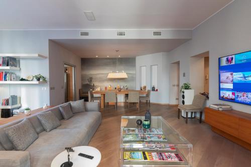 I-Host Apartment - Premium 3BR & 2BA