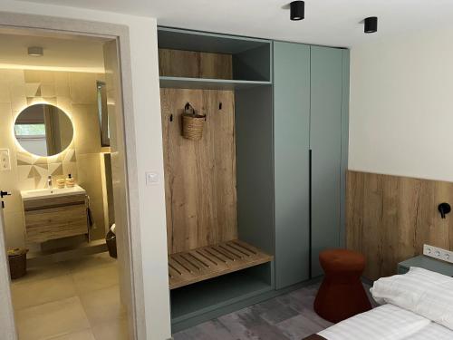 Et badeværelse på Csipetnyi Csobbanás Vendégház