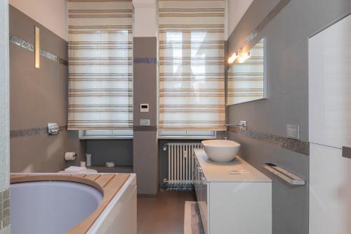 I-Host Apartment - Premium 3BR & 2BA