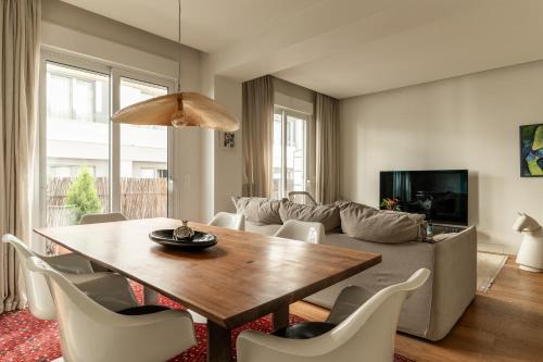 Urban Retreat in the Heart of Athens