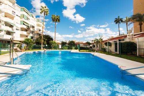 Aloha Torres Carihuela Beach