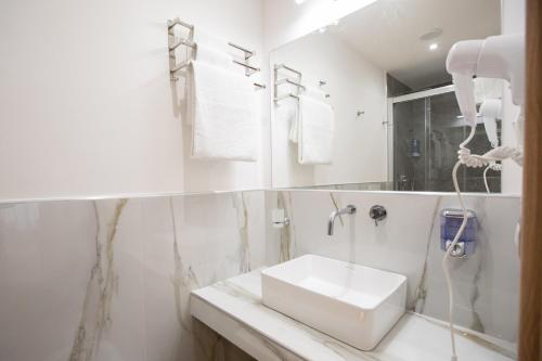 Hotel Maximus photo 44