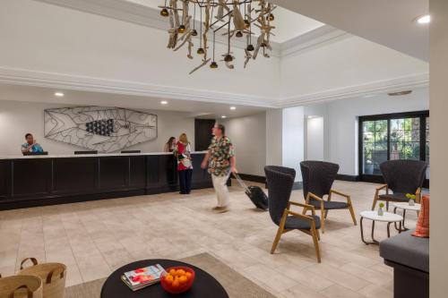 Gæster der bor på Tommy Bahama Miramonte Resort & Spa