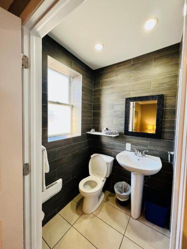 Gallery image of City View Inn in Burlington