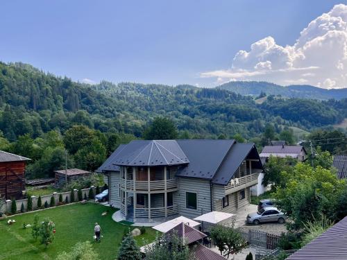 Fotografie z fotogalerie ubytování Апартаменти БАРВА v destinaci Beloberëzka