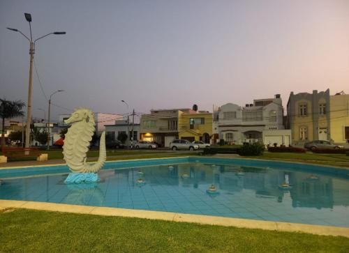 Πισίνα στο ή κοντά στο lindo departamento Frente al mar