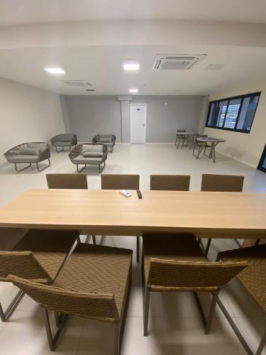 Οι επιχειρηματικές εγκαταστάσεις ή/και οι αίθουσες συνεδριάσεων στο Apart Marujo