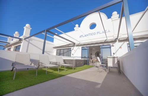 Atlántico Plaza Apartments