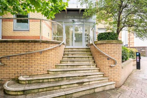 Gallery image of Cozy Modern Apartment in Croydon Central in Croydon