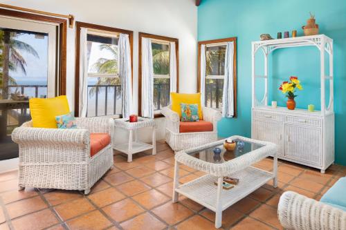 Sundiver Beach Resort – Photos 4