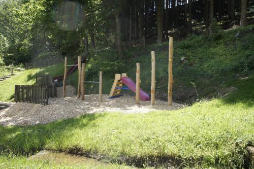 Taman di luar Elpe Apartments Hochsauerland