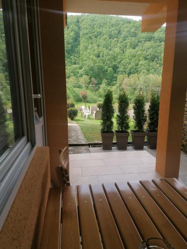 Μπαλκόνι ή βεράντα στο Studio sa francuskim i pomoćnim ležajem - Romansa