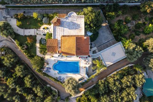 Villa Nikis