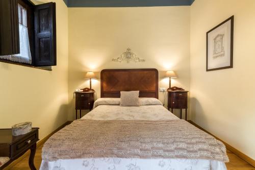 Hotel Los Leones - Adults Onlyにあるベッド